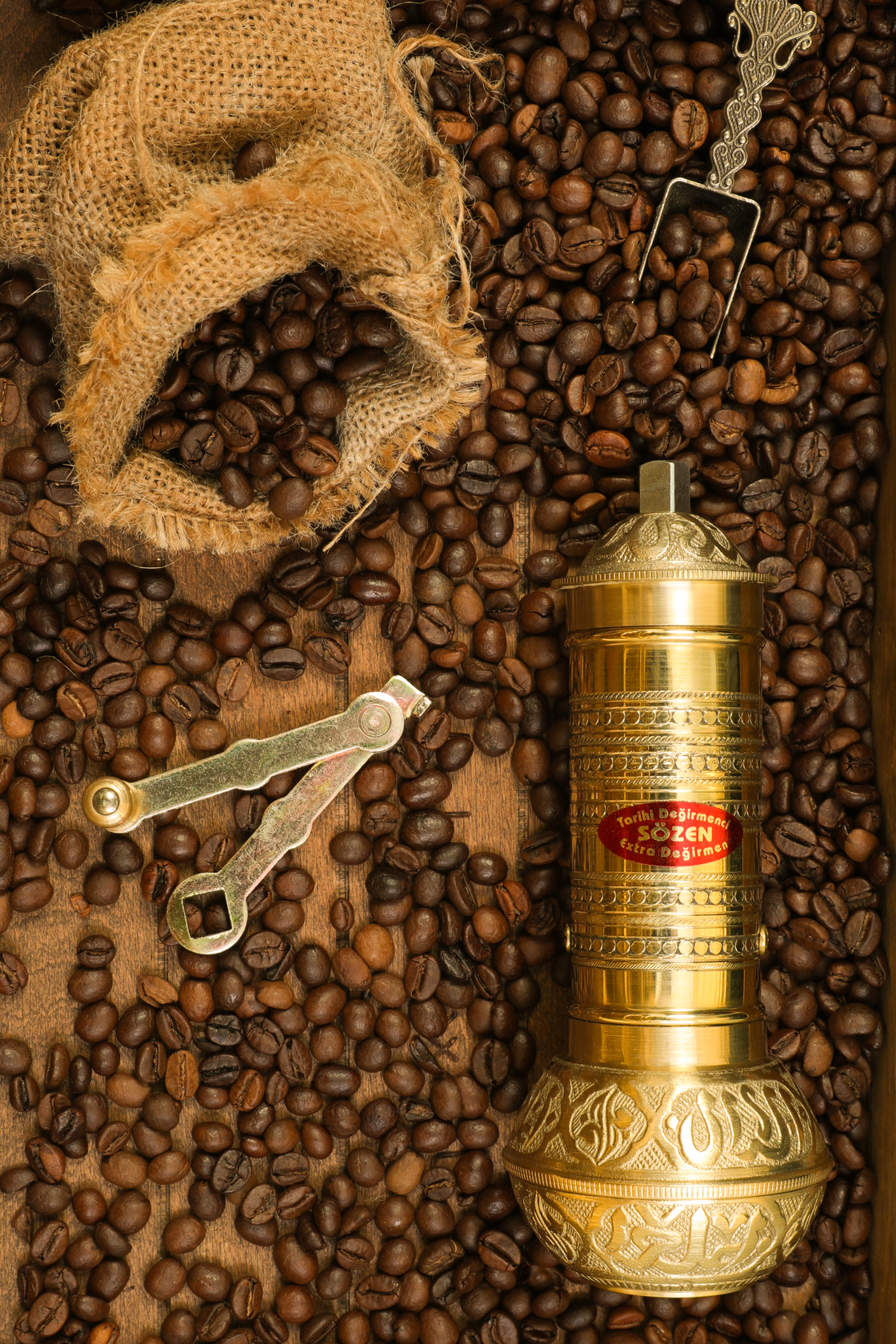 https://www.sozengrinders.com/sozen-brass-coffee-grinder-mill-8-in-coffee-grinders-with-ball-sozen-83-26-B.jpg
